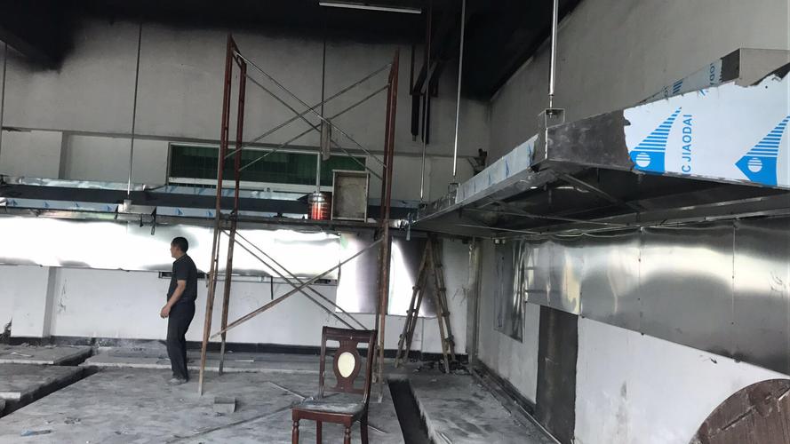 广东佳裕餐饮管理服务 专业承包大中型企事业单位及工厂餐饮服务