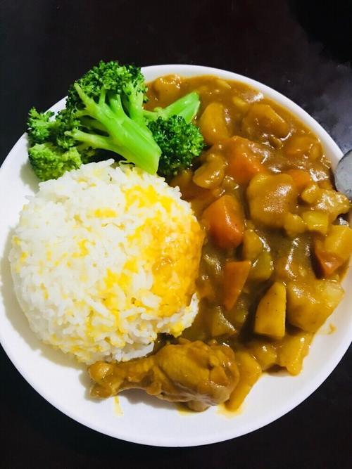 承包工厂食堂，就选福建立品餐饮管理服务——让企业后勤无忧，员工吃得放心